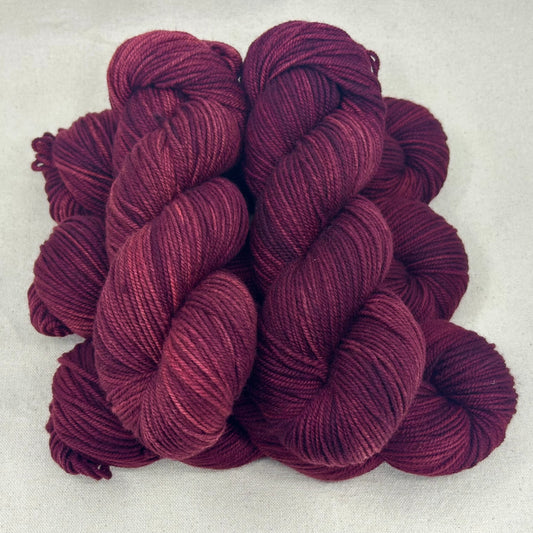 Ghost Town Light Worsted - Bordeaux