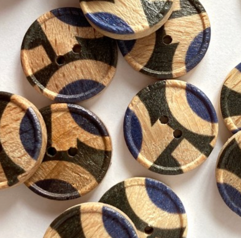 15 mm / 0.6 inch - Buttons