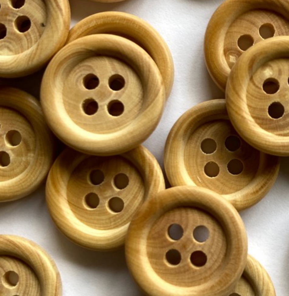 15 mm / 0.6 inch - Buttons