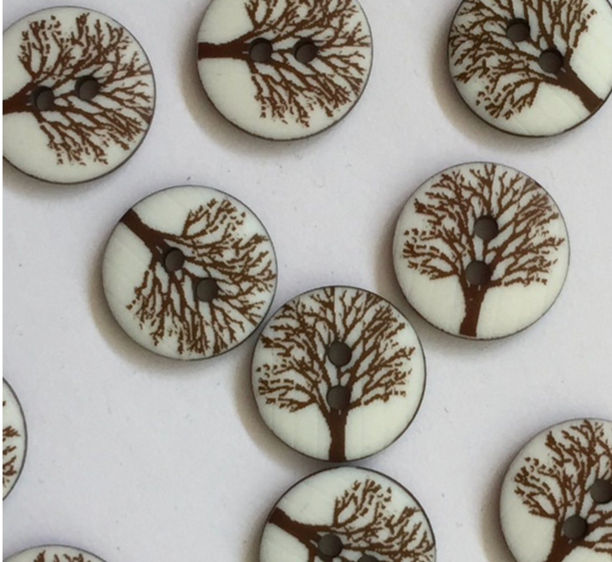 15 mm / 0.6 inch - Buttons