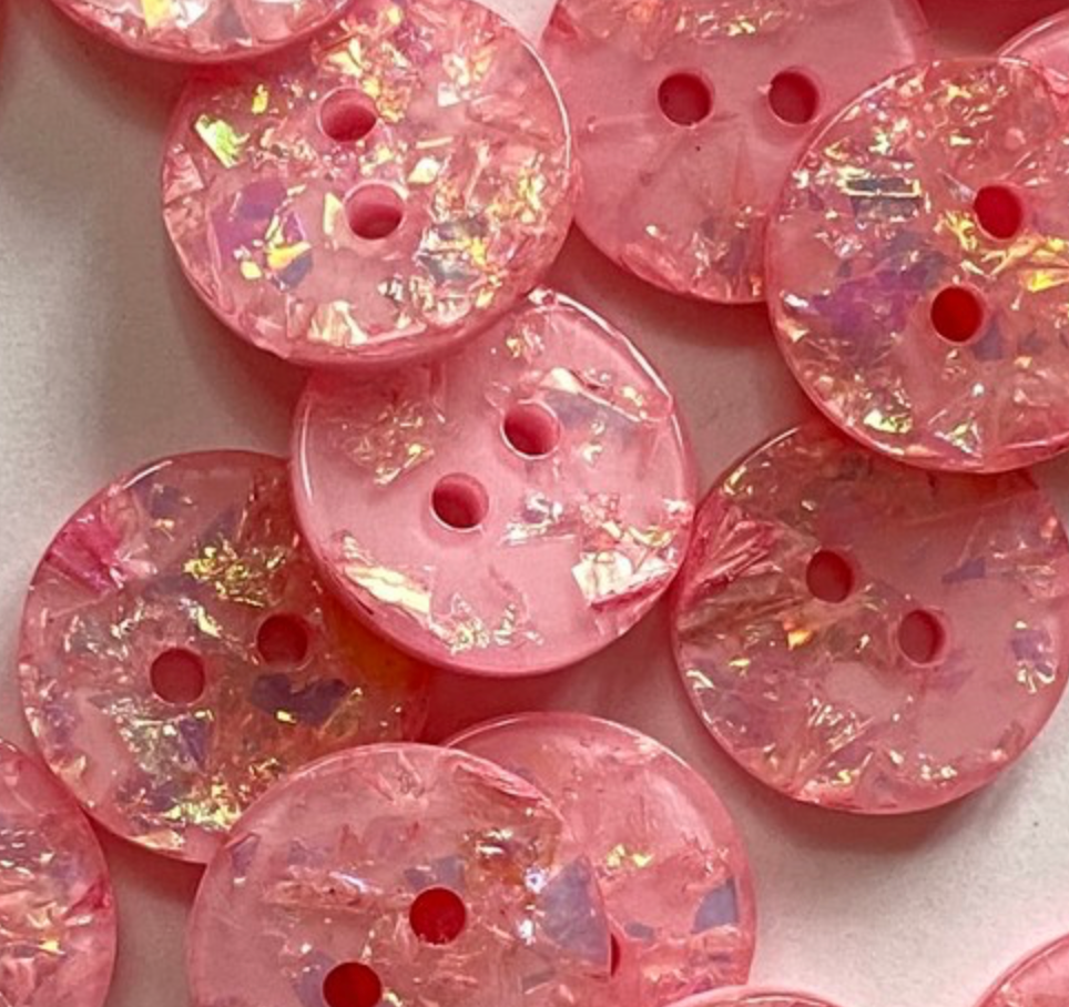15 mm / 0.6 inch - Buttons