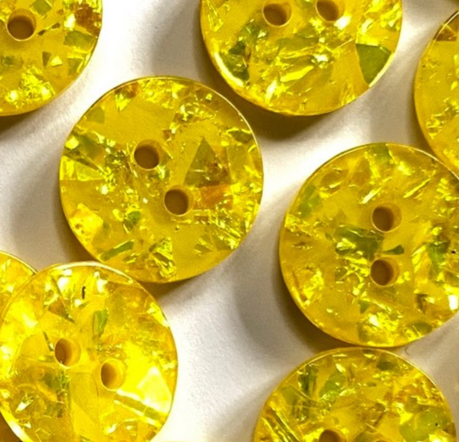 15 mm / 0.6 inch - Buttons