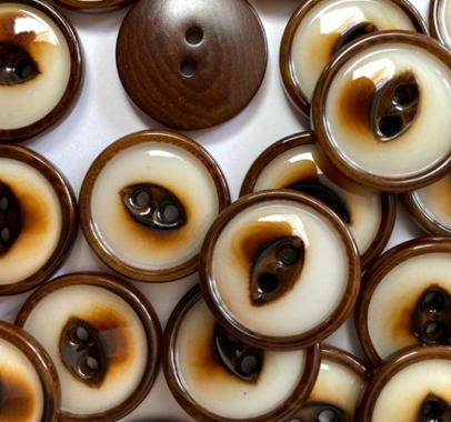 20 mm / 0.78 inch - Buttons