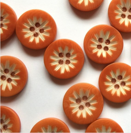 18 mm / 0.7 inch - Buttons