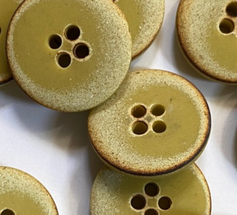 20 mm / 0.78 inch - Buttons